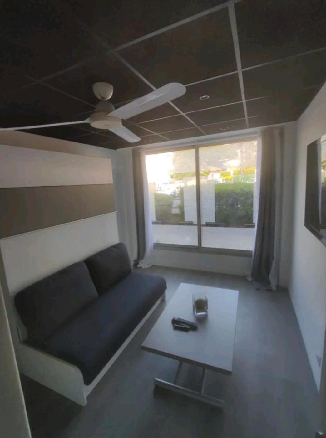 Studio Tout Confort Bord De Mer Vallauris Exterior photo